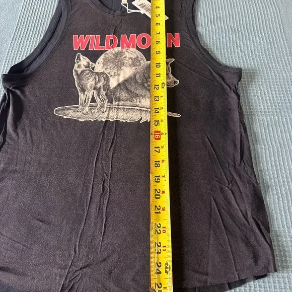 Wild Moon 🐺 - Picture 3 of 7